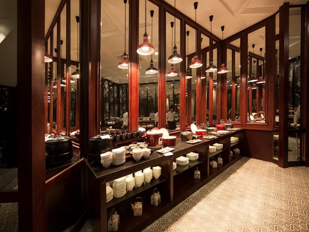 Alagon D'Antique Hotel & Spa Ho Chi Minh City Exterior photo