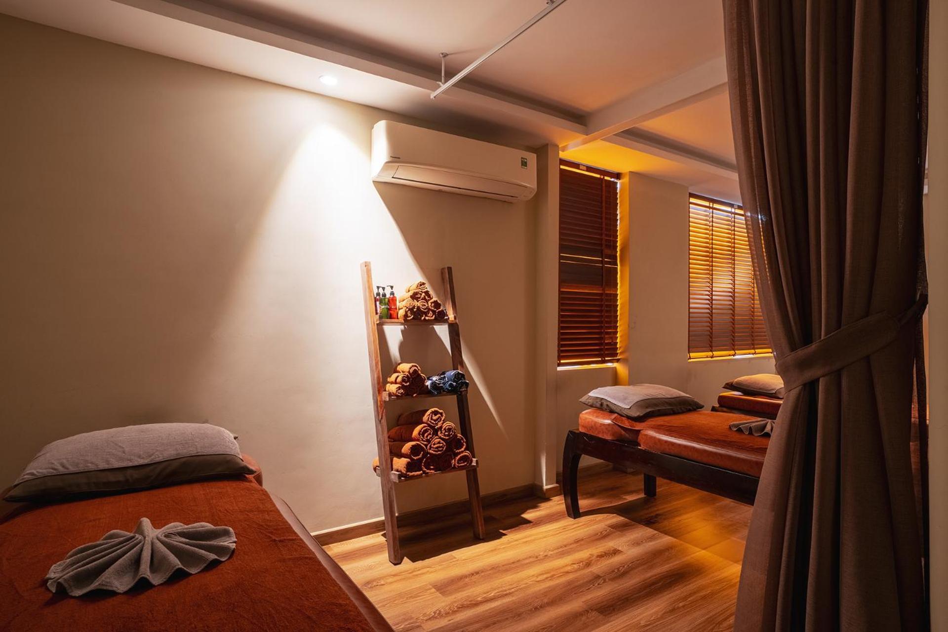 Alagon D'Antique Hotel & Spa Ho Chi Minh City Exterior photo